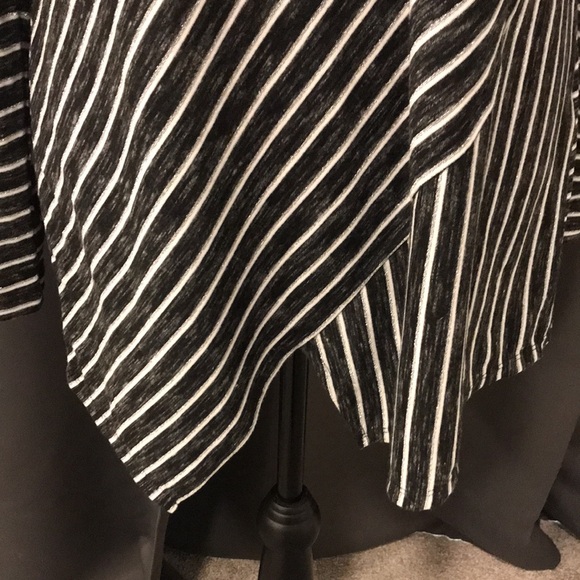 WHBM tunic - Picture 5 of 7